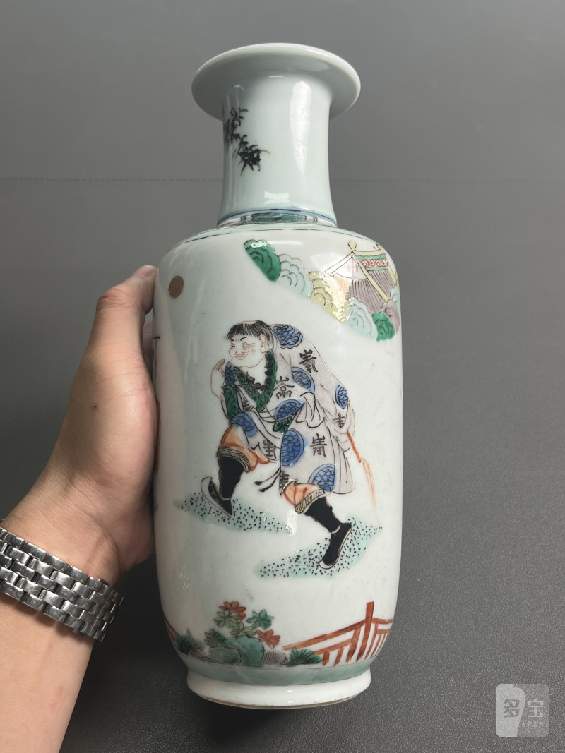 清康熙 五彩人物图小棒槌瓶 - 图6